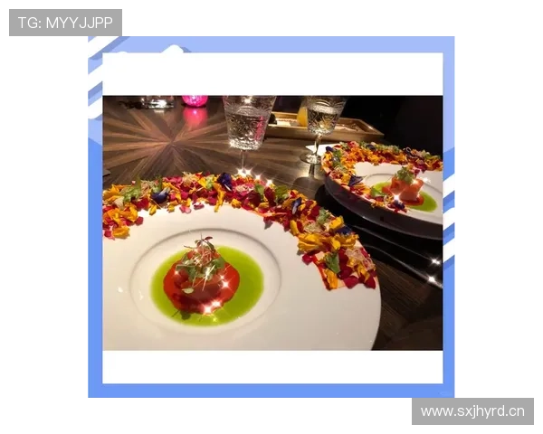 莱德基每天游5万米，吃饭像打卡米其林